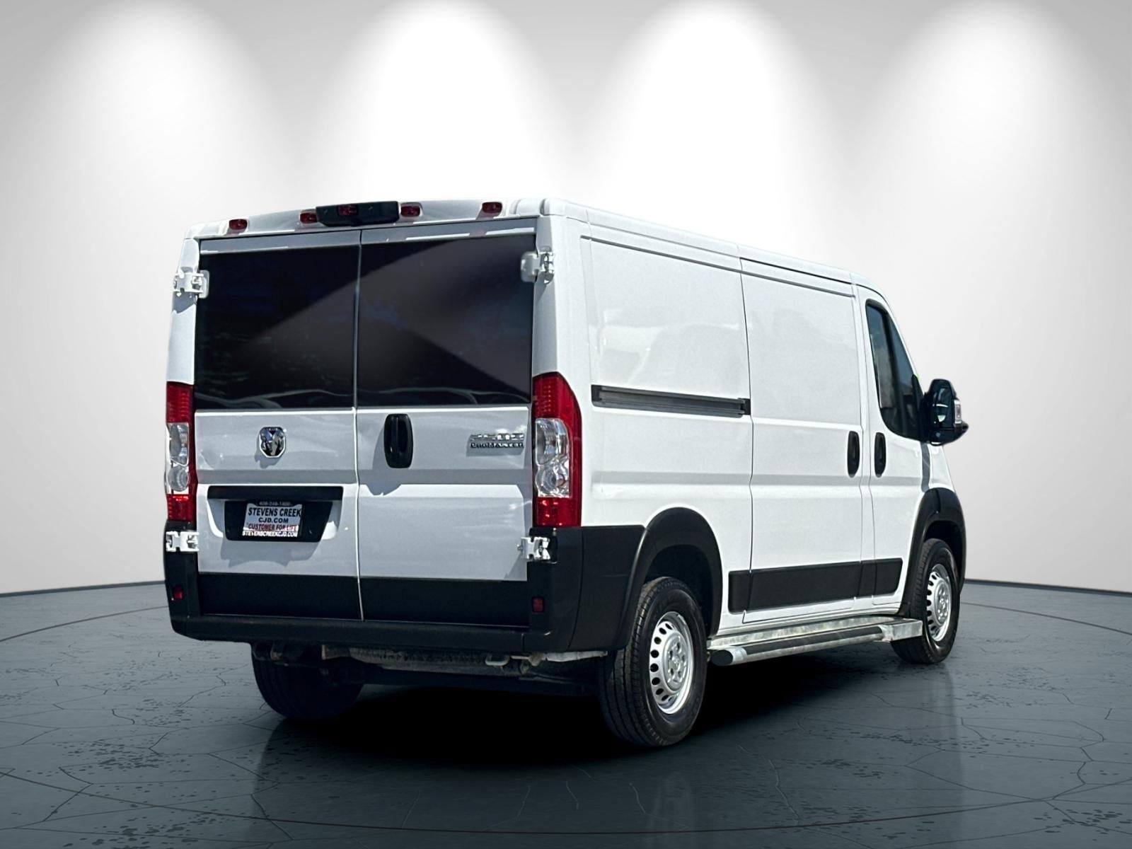 Used 2025 RAM ProMaster 2500 w/ U-Haul Equipment Group FWD image 4