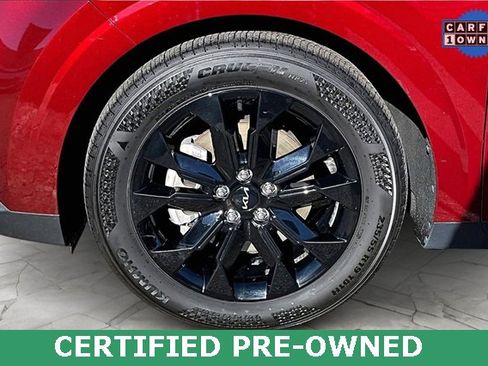 Certified 2022 Kia Carnival SX Prestige image 8