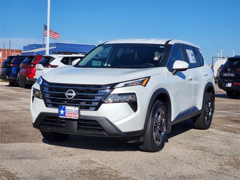 New 2026 Nissan Rogue SV image 2