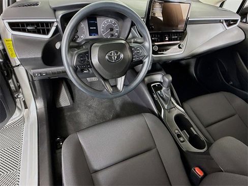 Certified 2025 Toyota Corolla LE image 7