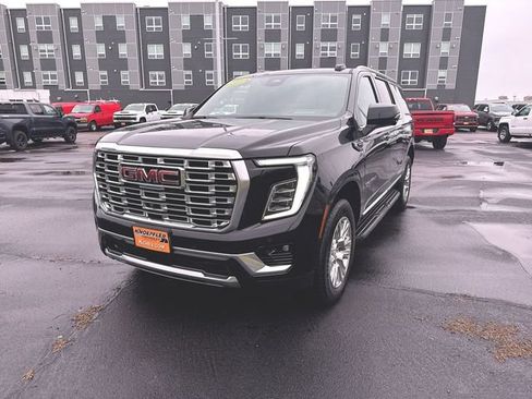 Used 2025 GMC Yukon XL Denali AWD/4WD image 1