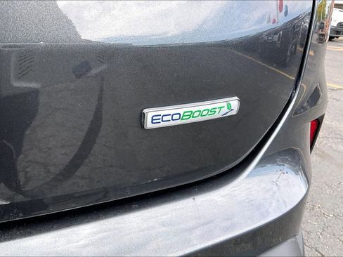 Used 2020 Ford Edge SE FWD image 7