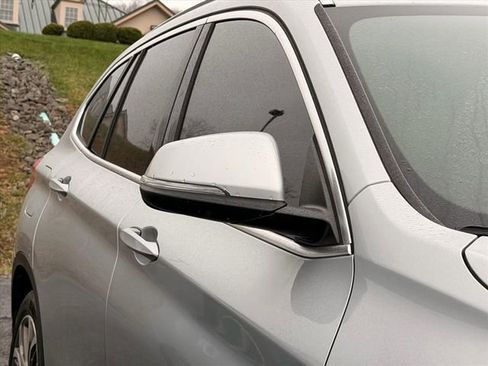 Used 2016 BMW X1 xDrive28i image 21
