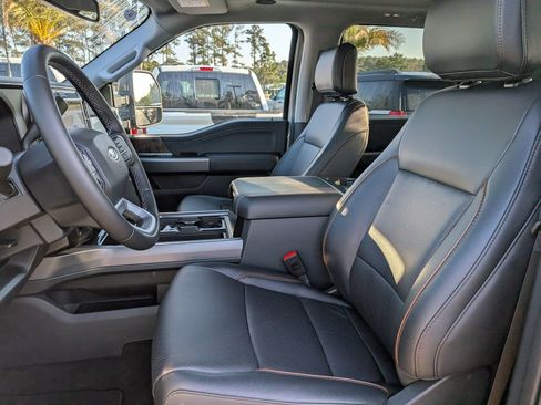 Certified 2026 Ford F250 Lariat w/ Black Appearance Package image 11