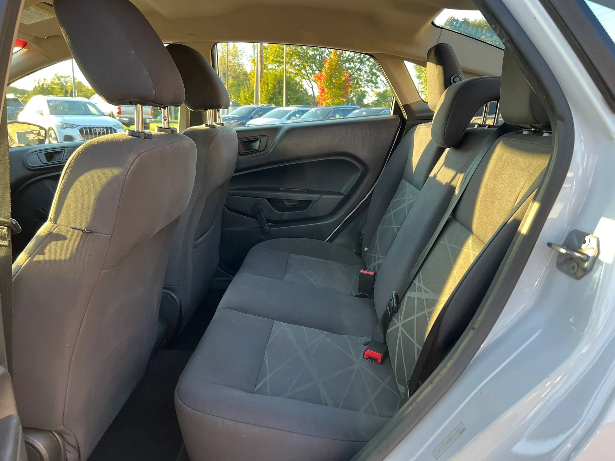 Used 2014 Ford Fiesta S FWD image 27