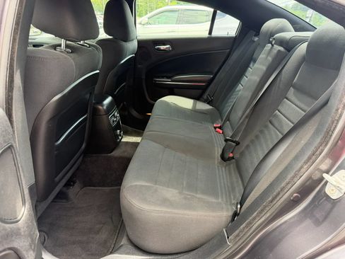Used 2014 Dodge Charger SXT w/ Blacktop Package RWD image 10