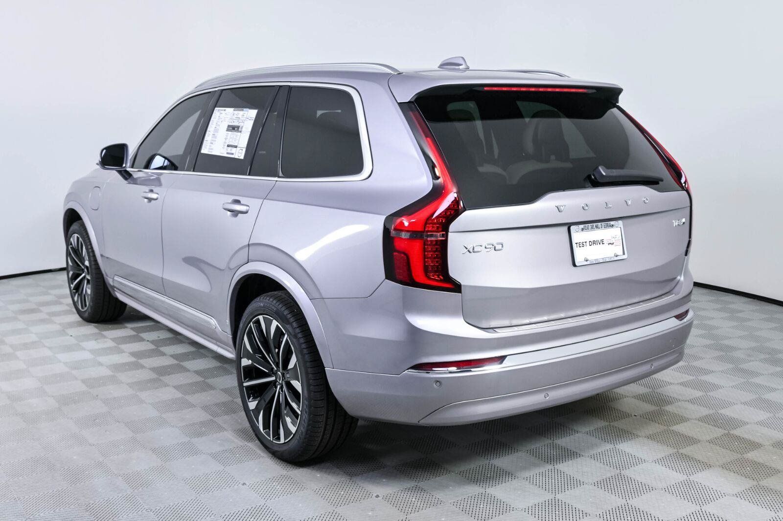 New 2026 Volvo XC90 T8 Core w/ Protection Package Premier AWD/4WD image 3