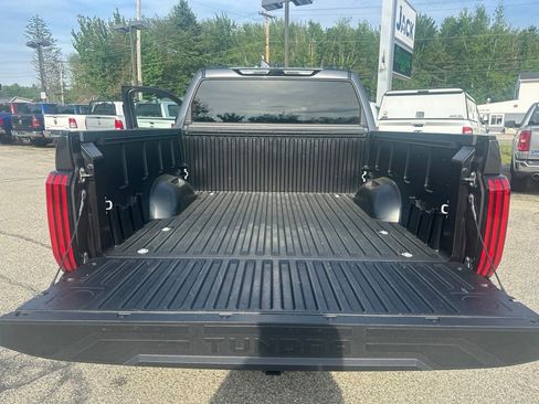 Used 2024 Toyota Tundra SR5 w/ SR5 Convenience Package AWD/4WD image 31