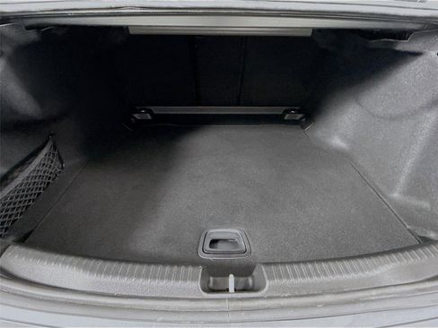 Used 2022 Mercedes-Benz C 300 Sedan image 39