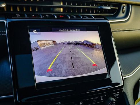 New 2025 Jeep Grand Cherokee Laredo X w/ Luxury Tech Group I image 25