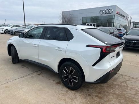 New 2026 Subaru Solterra Premium image 4