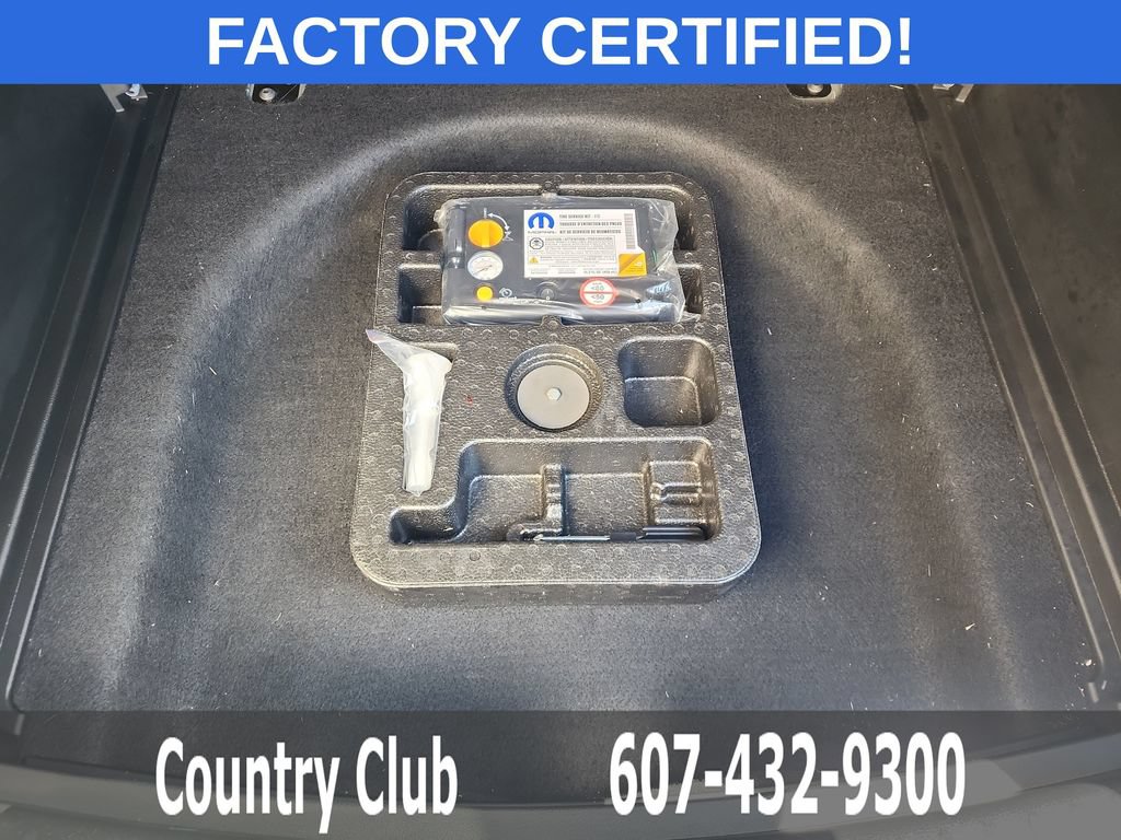 Used 2023 Jeep Compass Limited AWD/4WD image 28