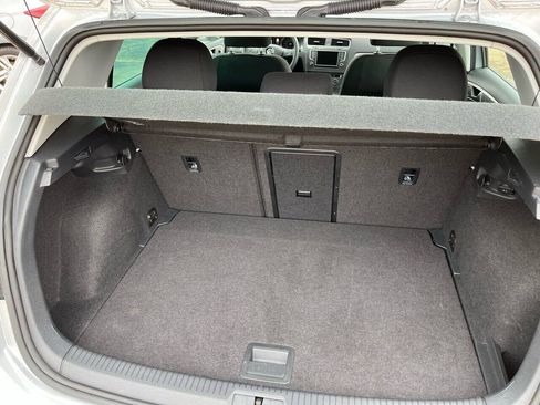 Used 2016 Volkswagen e-Golf SE w/ DC Fast Charging Package FWD image 21
