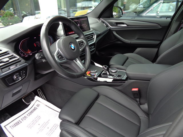 Used 2024 BMW X3 xDrive30i AWD/4WD image 11