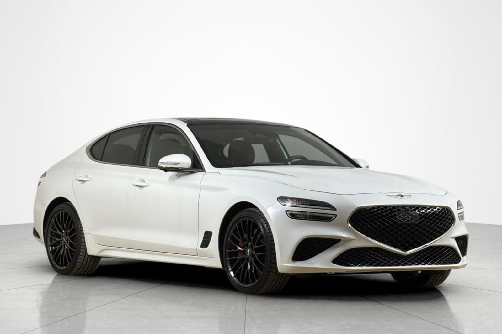 Used 2022 Genesis G70 3.3T Launch Edition AWD/4WD image 7