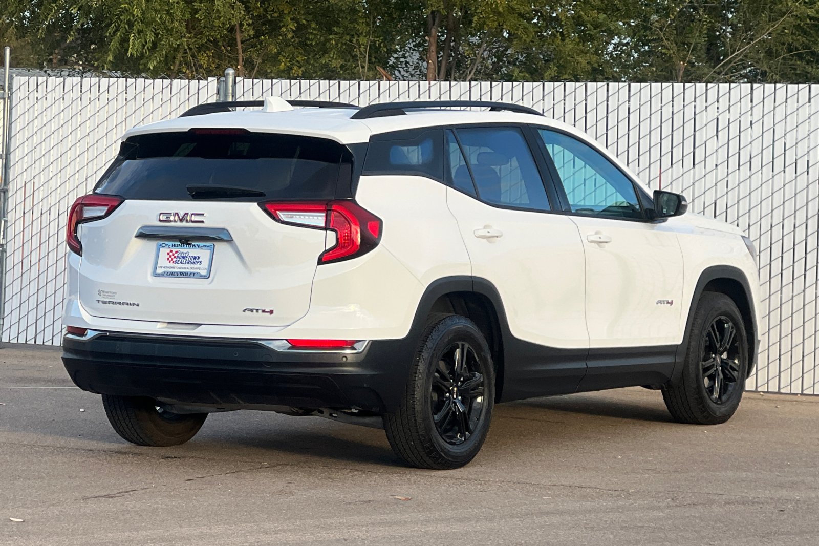 Used 2024 GMC Terrain AT4 w/ Infotainment Package II AWD/4WD image 4
