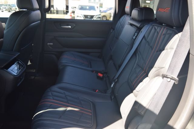 Used 2025 Nissan Armada PRO-4X AWD/4WD image 55
