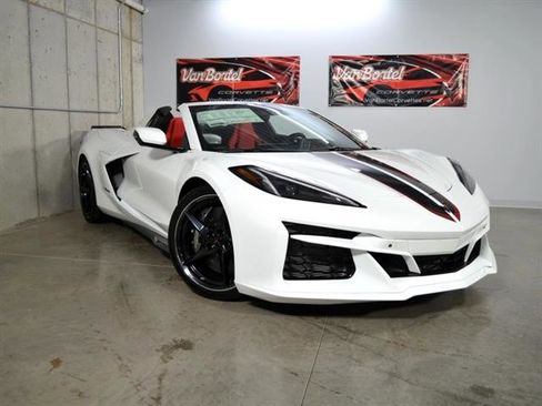 New 2025 Chevrolet Corvette E-Ray w/ Battery Protection Package image 1