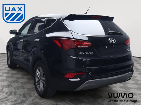 Used 2018 Hyundai Santa Fe Sport AWD/4WD image 2