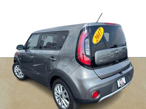 Used 2017 Kia Soul + FWD image 6