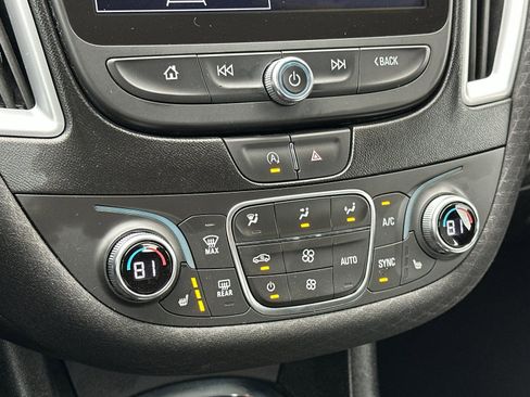 Used 2024 Chevrolet Malibu LT image 22