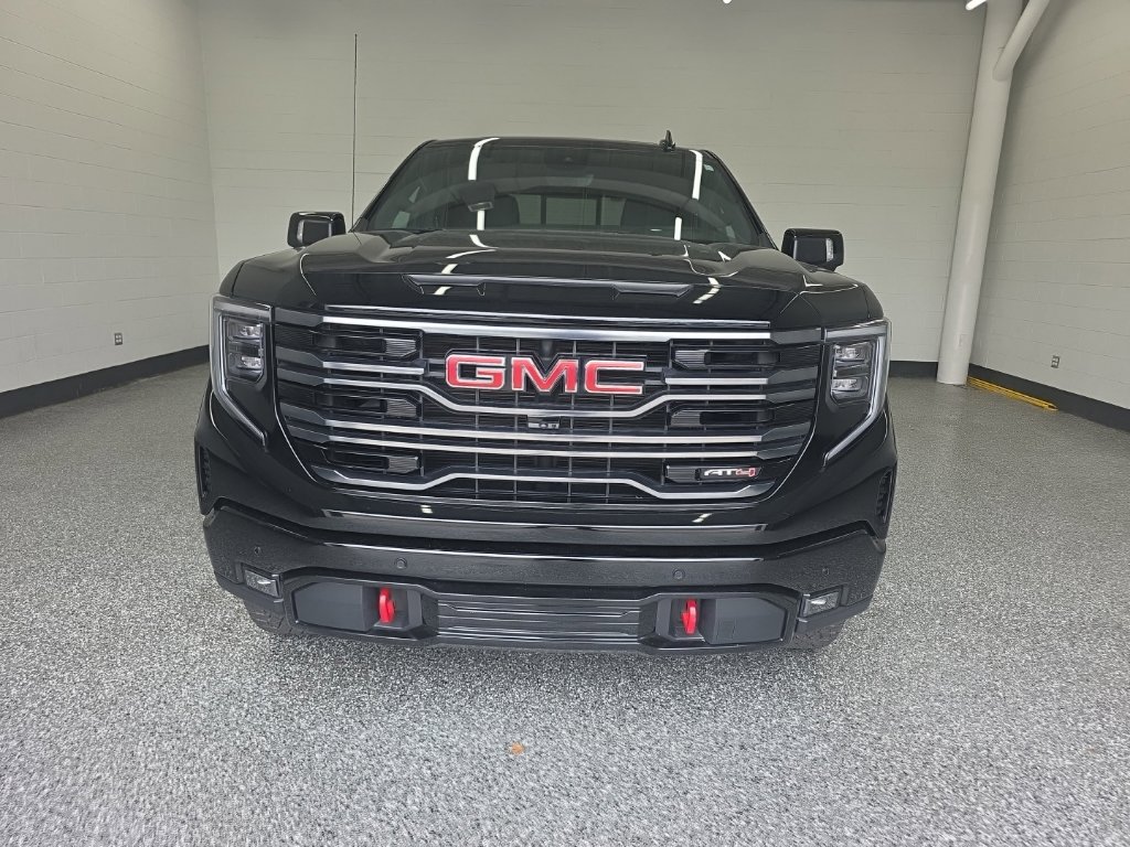 Used 2026 GMC Sierra 1500 AT4 w/ AT4 Premium Package AWD/4WD image 8
