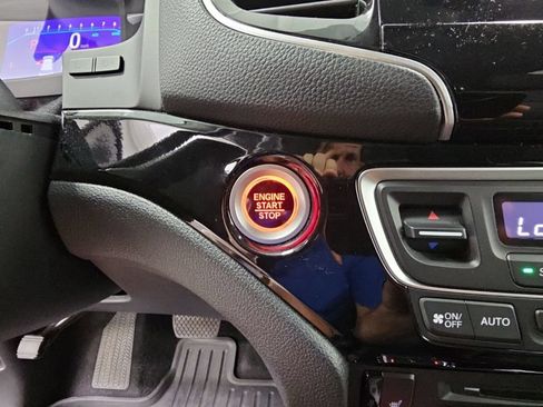 Used 2022 Honda Pilot Touring image 26
