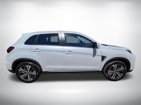 New 2025 Mitsubishi Outlander Sport SE image 2