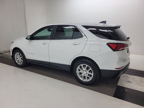 Used 2024 Chevrolet Equinox LT image 3