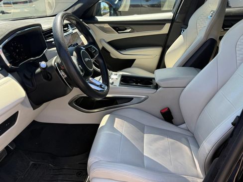 Used 2023 Jaguar F-PACE SVR AWD/4WD image 9