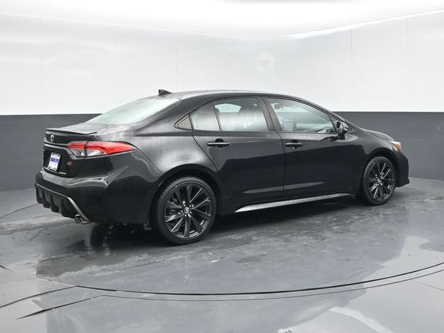 Used 2024 Toyota Corolla SE FWD image 8