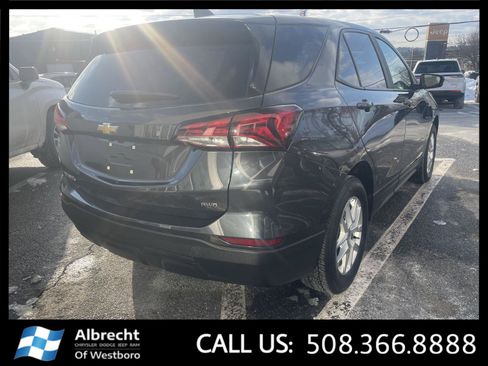 Used 2022 Chevrolet Equinox LS w/ LS Convenience Package image 5