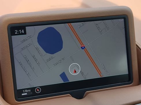 Used 2020 Aston Martin V8 Vantage Coupe image 24