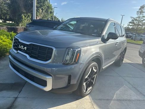 Certified 2024 Kia Telluride S FWD image 1