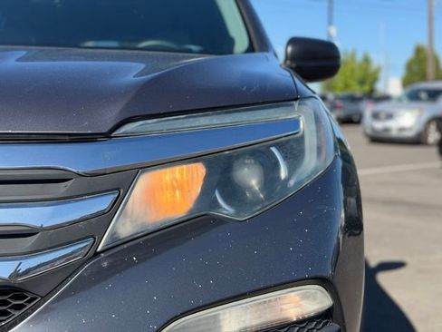 Used 2016 Honda Pilot LX image 7