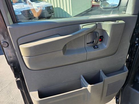 Used 2013 Chevrolet Express 3500 LT w/ LT Preferred Equipment Group image 15