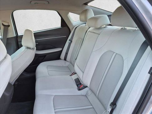 Used 2023 Hyundai Sonata SEL FWD image 17