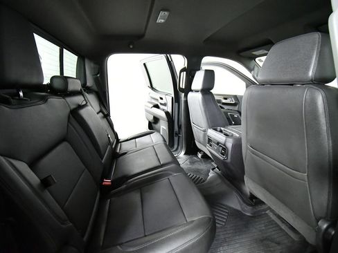 Used 2024 Chevrolet Silverado 1500 LT Trail Boss w/ LT Trail Boss Premium Package image 24