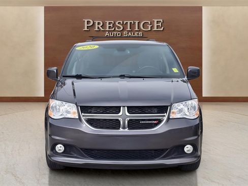 Used 2020 Dodge Grand Caravan SXT image 46
