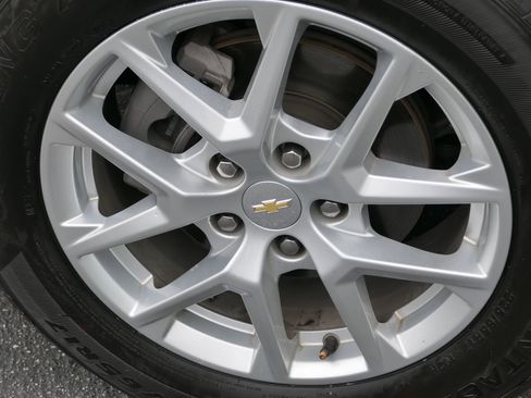 Used 2022 Chevrolet Equinox LT FWD image 11