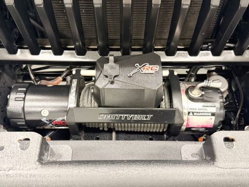 Used 2016 Jeep Wrangler Unlimited Sport w/ Connectivity Group image 36