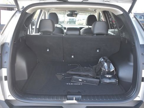 Used 2024 Hyundai Tucson SEL w/ Convenience Package image 17