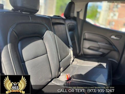 Used 2015 Chevrolet Colorado LT AWD/4WD image 8