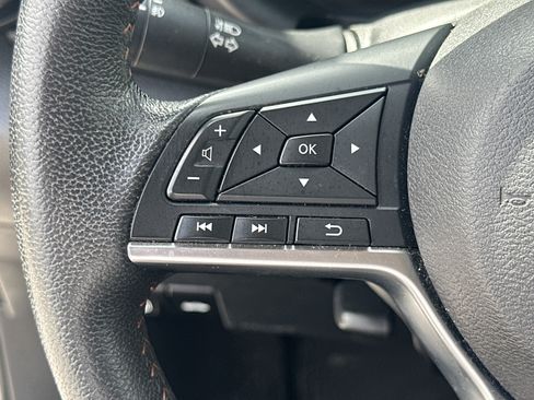 Used 2024 Nissan Kicks SR FWD image 24