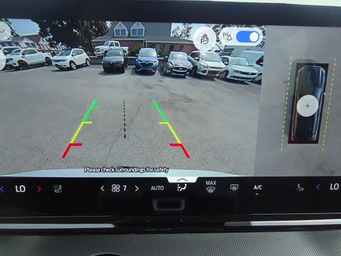 Used 2025 Ford Expedition Max Active AWD/4WD image 19