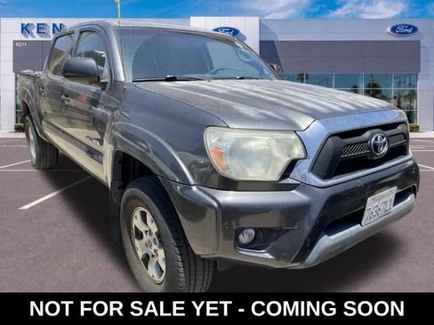 Used 2013 Toyota Tacoma PreRunner w/ TRD Off-Road Pkg RWD image 1