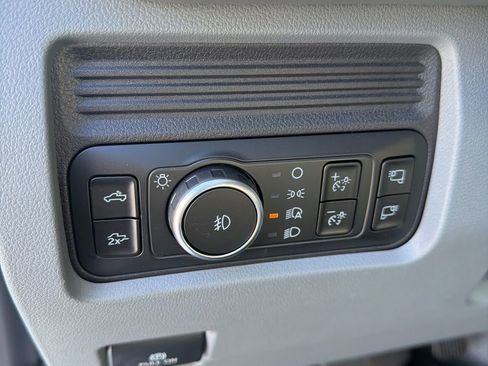 New 2026 Ford F450 XLT w/ XLT Premium Package image 17