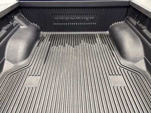 Used 2023 Nissan Frontier PRO-4X w/ Technology Package image 35