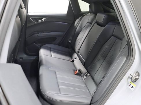 Used 2022 Audi Q4 e-tron Premium Plus image 27