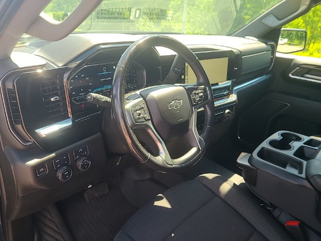 Used 2022 Chevrolet Silverado 1500 RST AWD/4WD image 13
